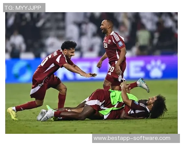 卡塔尔足球明星盘点：从传奇球员到新生代的璀璨星光